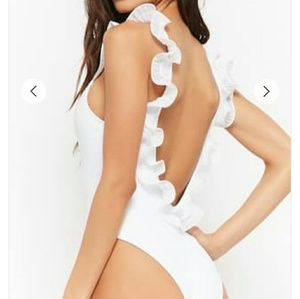 🦄Ruffle-Trim One-Piece Swimsuit